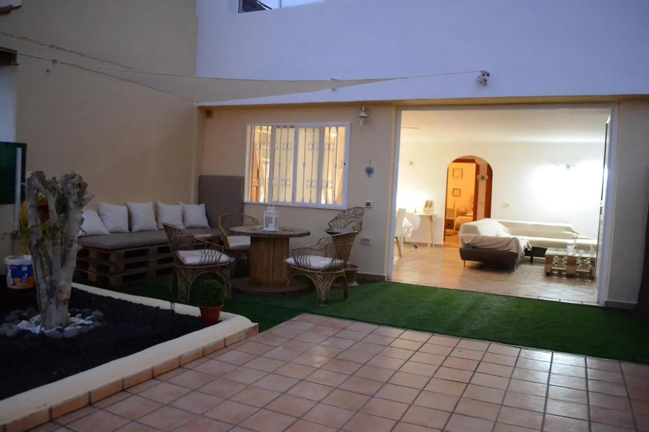Chic Apartment In Playa Paraiso Costa Adeje  Spanyolország